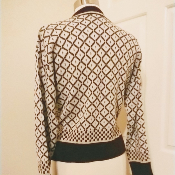 Womens Cardigan /Sweater - Picture 6 of 16